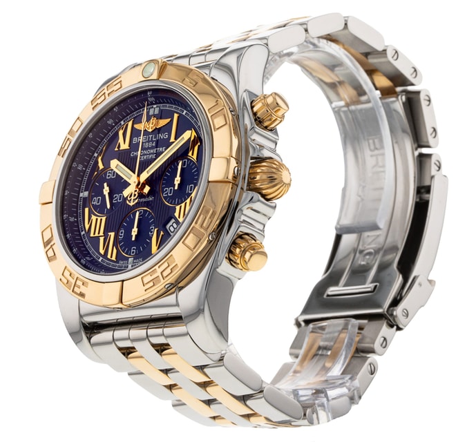 Breitling Chronomat 44 CB0110 Image 2